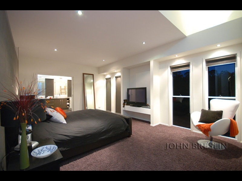 8 Golden Grove Bvd, Reedy Creek QLD 4227