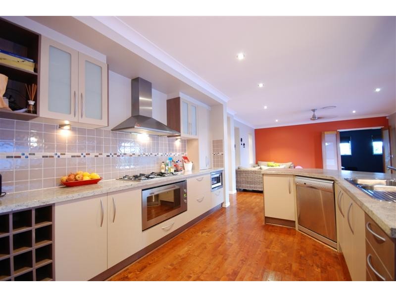 35 Willow Tree Dr, Reedy Creek QLD 4227