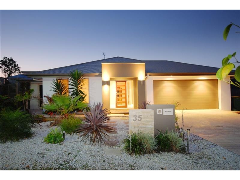 35 Willow Tree Dr, Reedy Creek QLD 4227