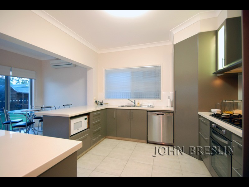 14 Barton Street, Reedy Creek QLD 4227