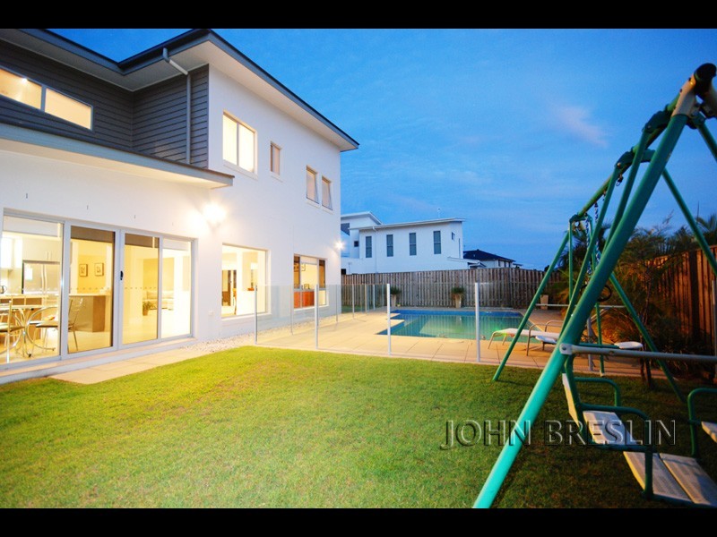 14 Barton Street, Reedy Creek QLD 4227