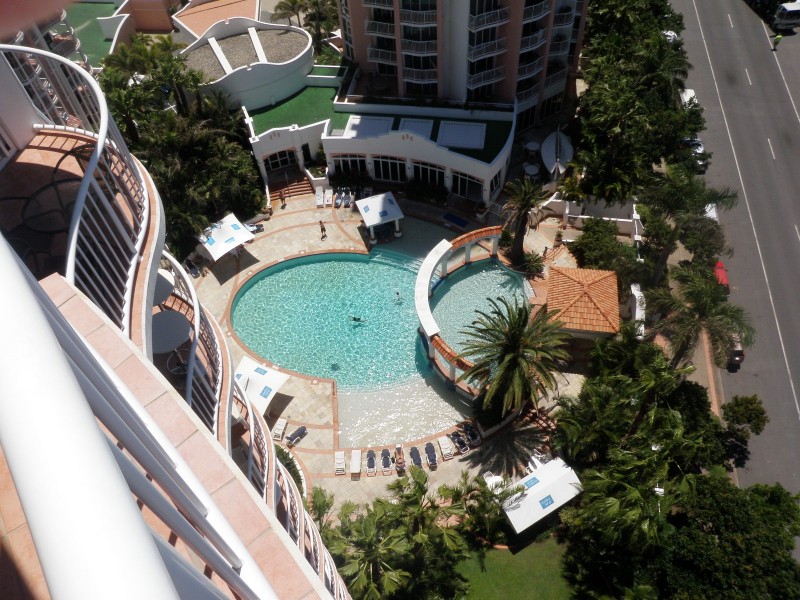 1142/2623 Gold Coast Highway, Broadbeach QLD 4218