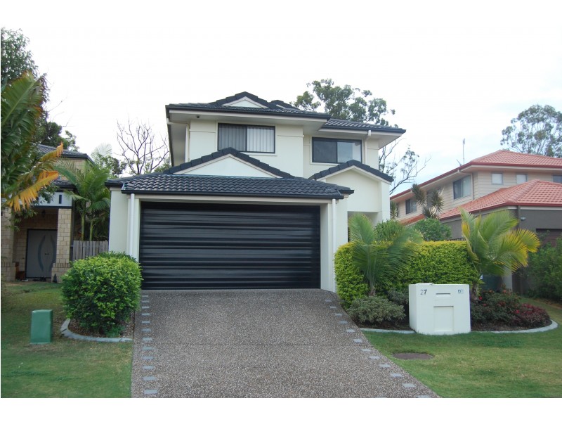 27 Royal links Dr, Robina QLD 4226