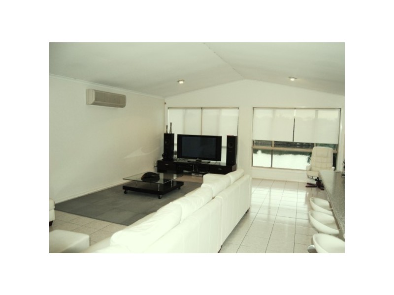 24 Placid Ct, Varsity Lakes QLD 4227