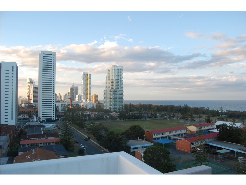 27/19 Mermaid Avenue, Broadbeach QLD 4218