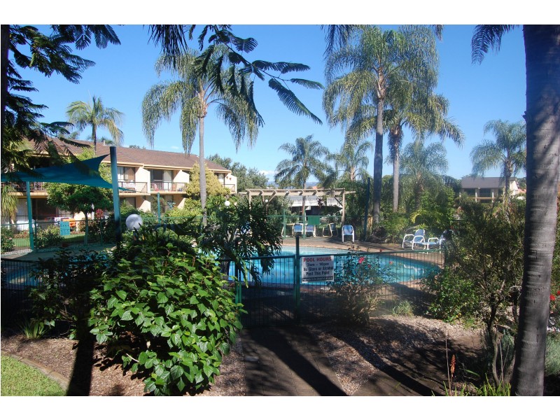 34/111 MARKERI ST, Mermaid Waters QLD 4218
