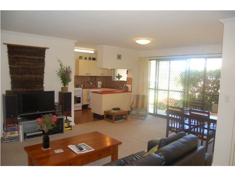 34/111 MARKERI ST, Mermaid Waters QLD 4218
