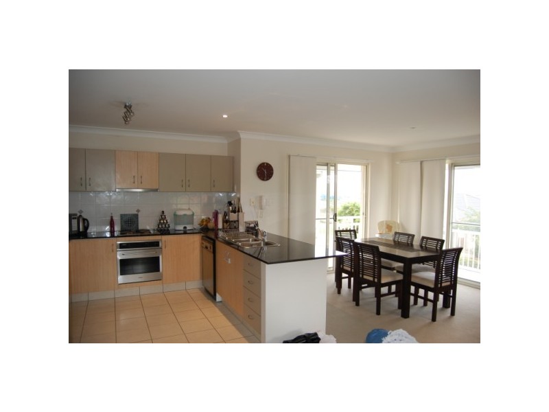 Varsity Lakes QLD 4227