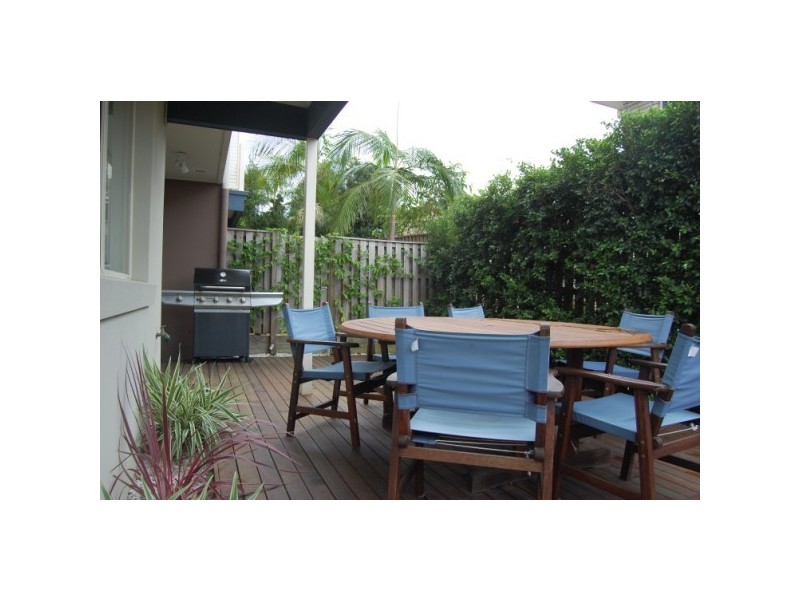 Varsity Lakes QLD 4227