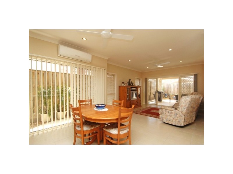 Varsity Lakes QLD 4227