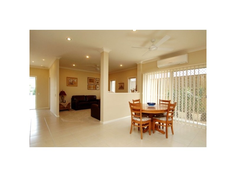 Varsity Lakes QLD 4227