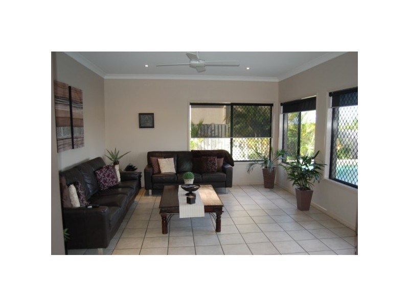 Varsity Lakes QLD 4227