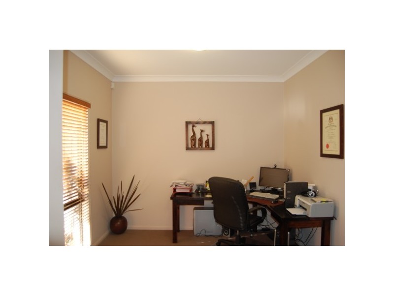 Varsity Lakes QLD 4227