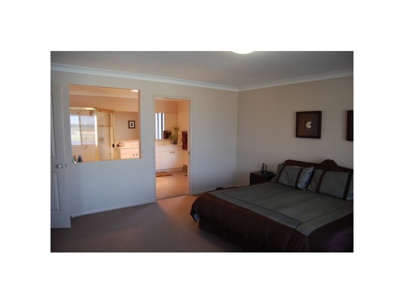 Varsity Lakes QLD 4227