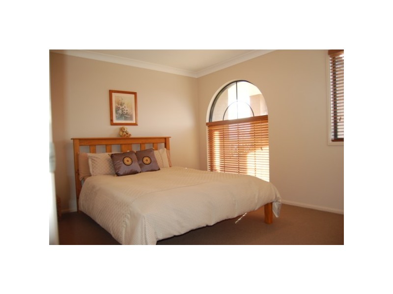 Varsity Lakes QLD 4227