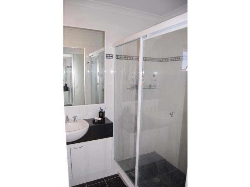 Varsity Lakes QLD 4227