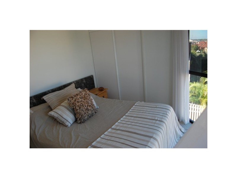 Varsity Lakes QLD 4227