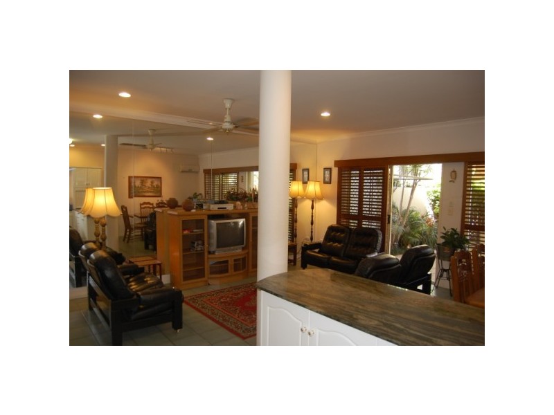 Hope Island QLD 4212