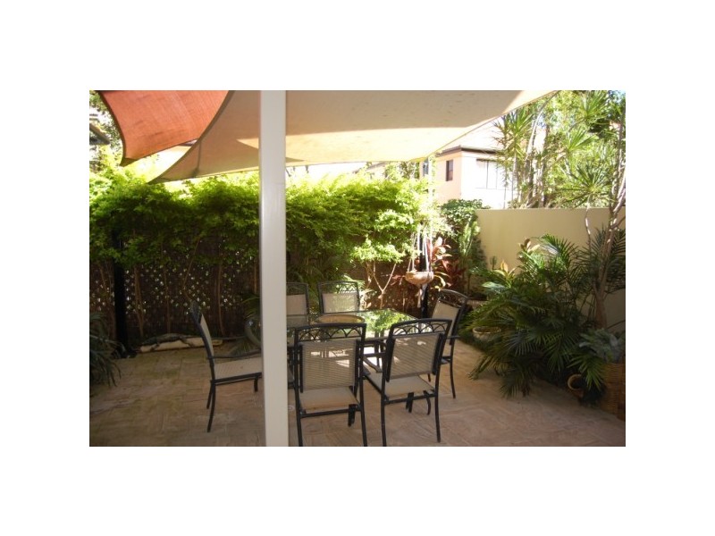 Hope Island QLD 4212