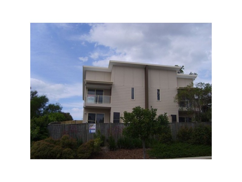 Varsity Lakes QLD 4227