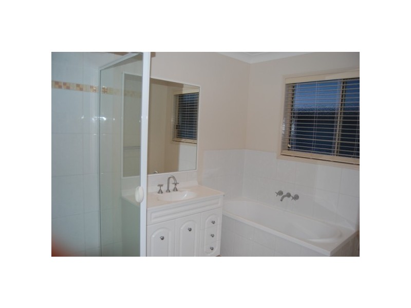 Varsity Lakes QLD 4227