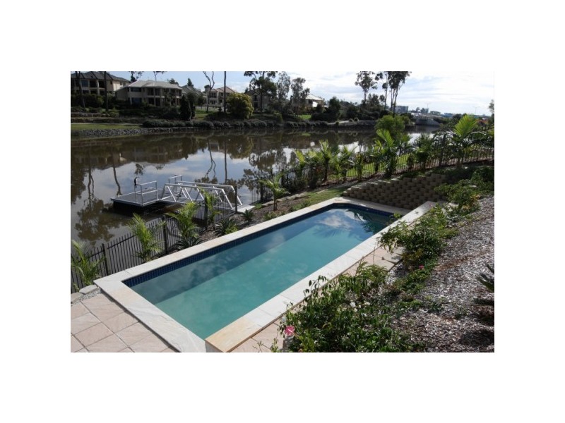 17 Valetta st, Varsity Lakes QLD 4227
