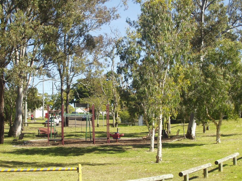 14 Thomas St., Camp Hill QLD 4152