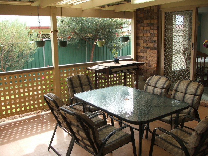 57 GOULDSON DRIVE, Kearneys Spring QLD 4350