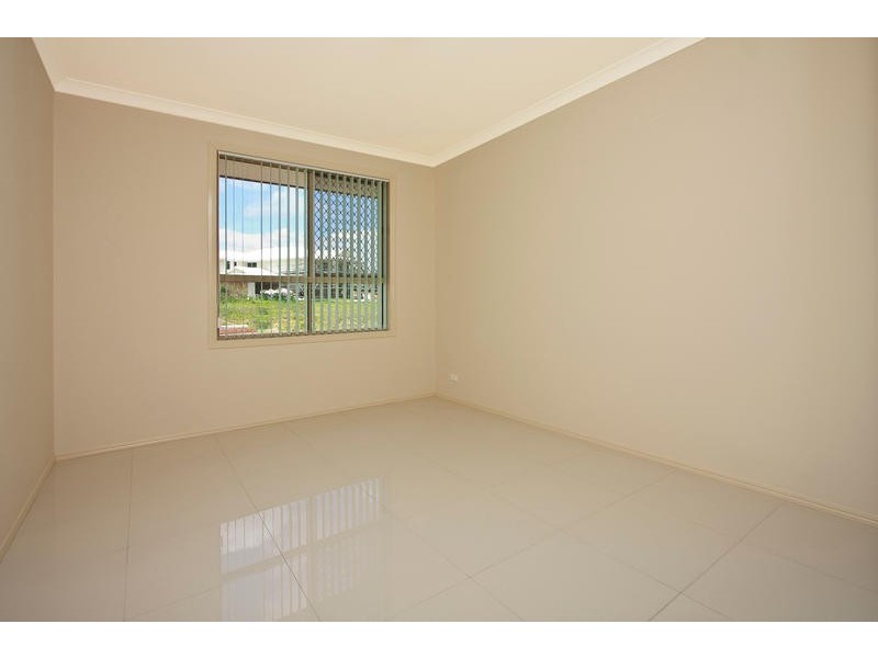 75 President Ct, Karalee QLD 4306