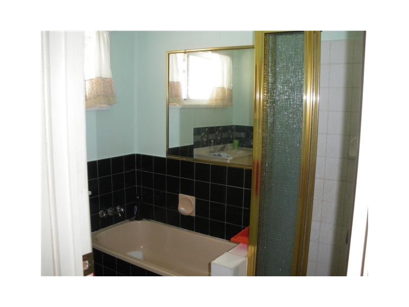 96 Queen Street, Goodna QLD 4300