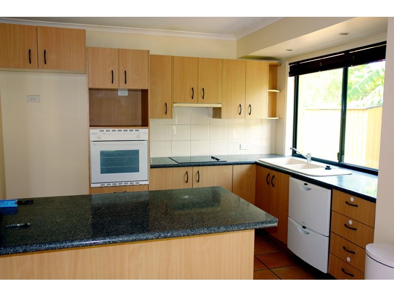 128 Pioneer Crescent, Bellbowrie QLD 4070