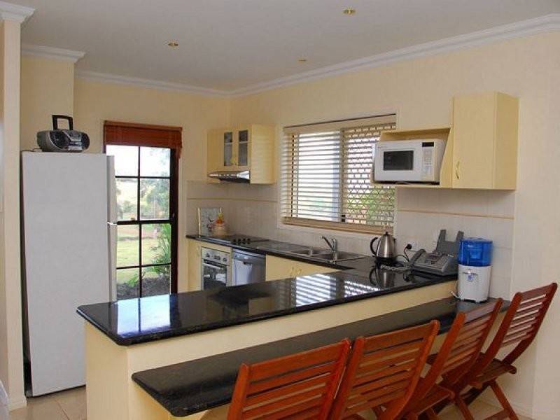 6 Tortworth Court, Dundowran QLD 4655