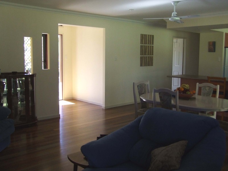 10 Palmwood Drive, Dundowran Beach QLD 4655