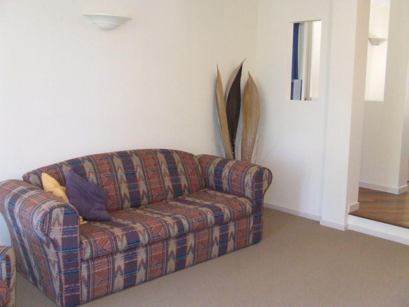 10 Palmwood Drive, Dundowran Beach QLD 4655