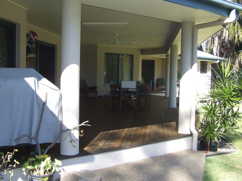 10 Palmwood Drive, Dundowran Beach QLD 4655