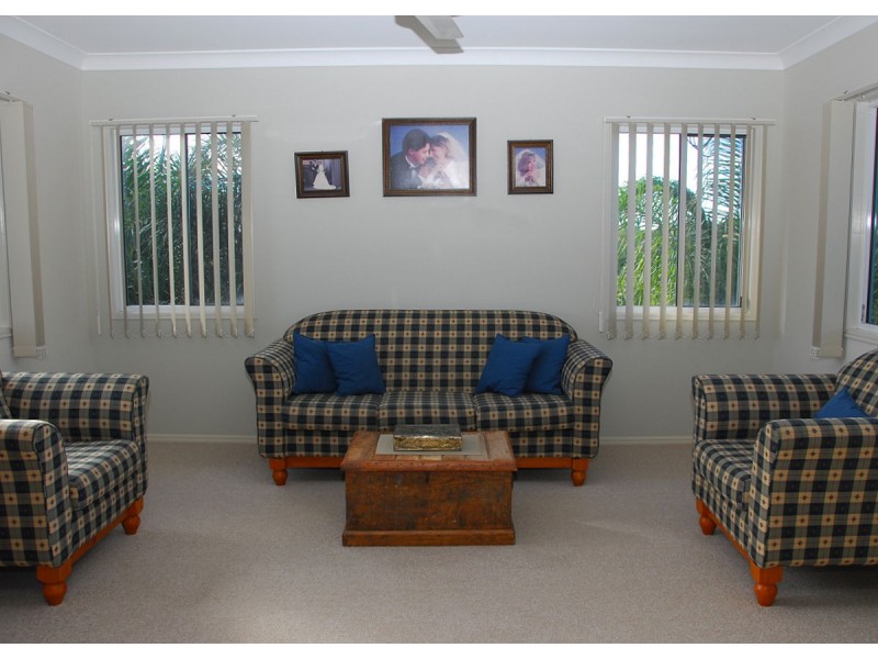 18 Annette Street, Dundowran Beach QLD 4655