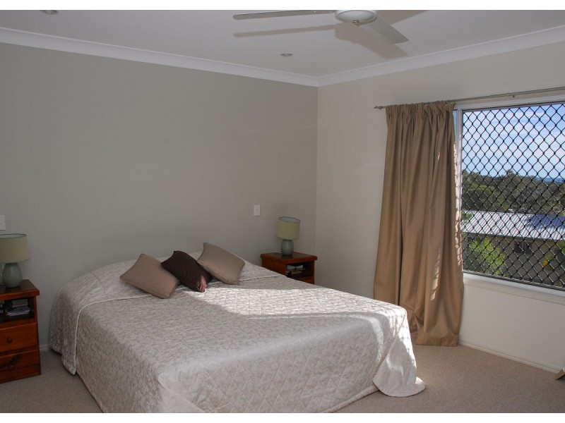 18 Annette Street, Dundowran Beach QLD 4655