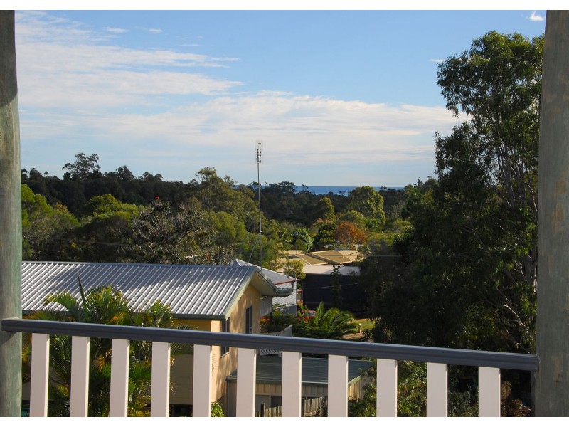 18 Annette Street, Dundowran Beach QLD 4655