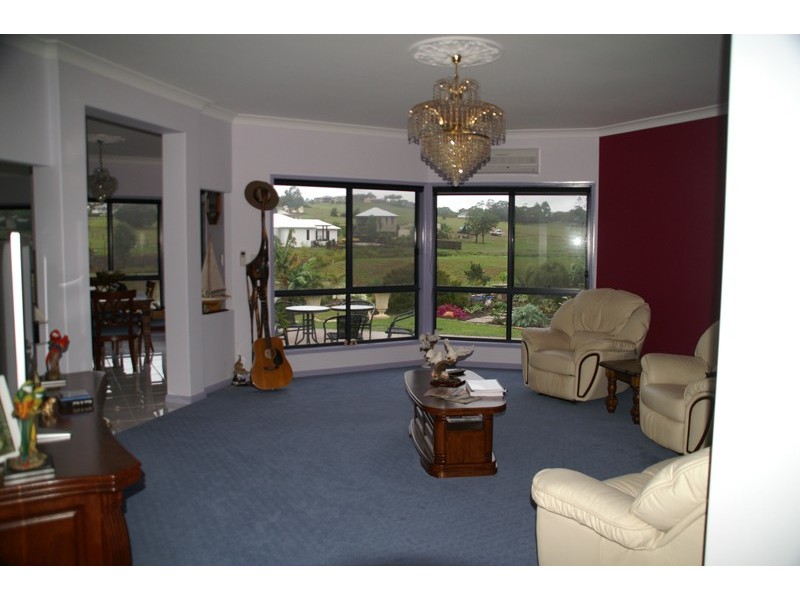 8 Mac Stocks Way, Dundowran Beach QLD 4655