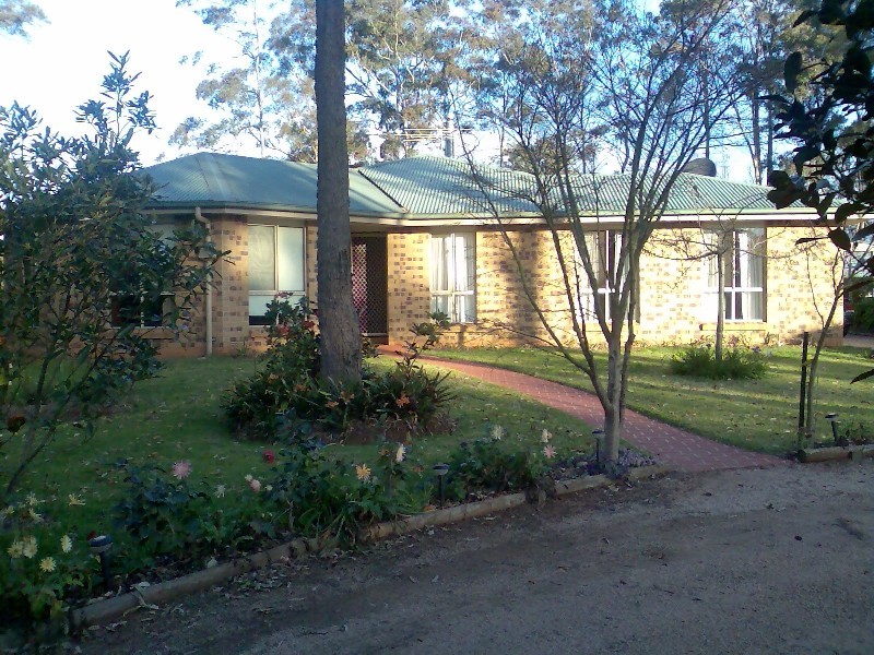 2 Azalea Close, Highfields QLD 4352