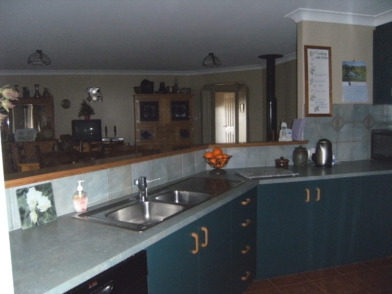 2 Azalea Close, Highfields QLD 4352