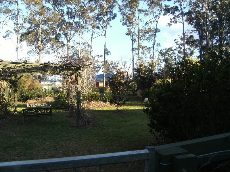 2 Azalea Close, Highfields QLD 4352