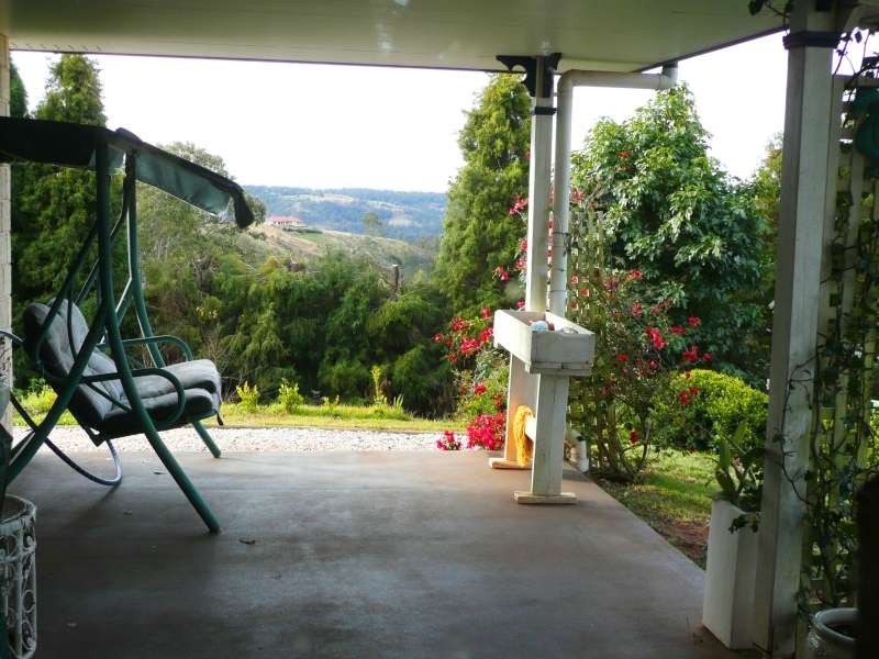 16 Rangeview Road, Blue Mountain Heights QLD 4350