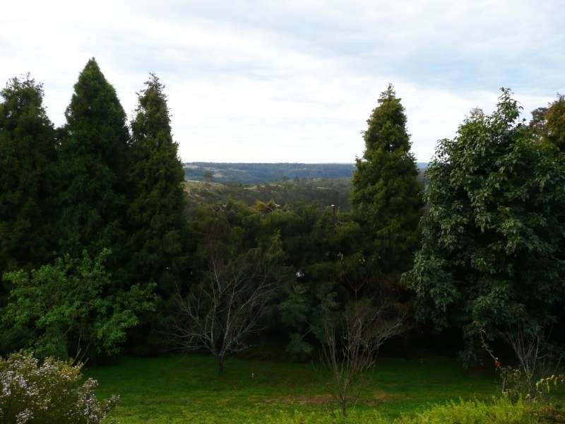 16 Rangeview Road, Blue Mountain Heights QLD 4350