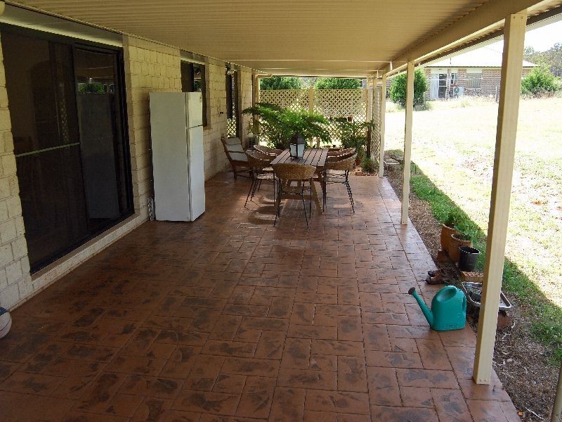 1 Lindan Court, Cabarlah QLD 4352