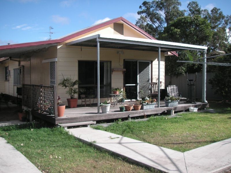 6 Dale Street, Crows Nest QLD 4355