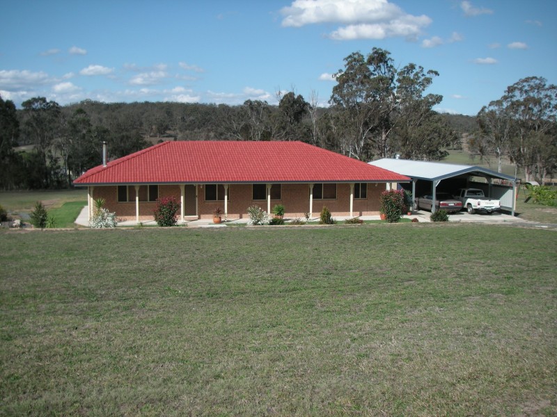 20 Eastside Road, Crows Nest QLD 4355