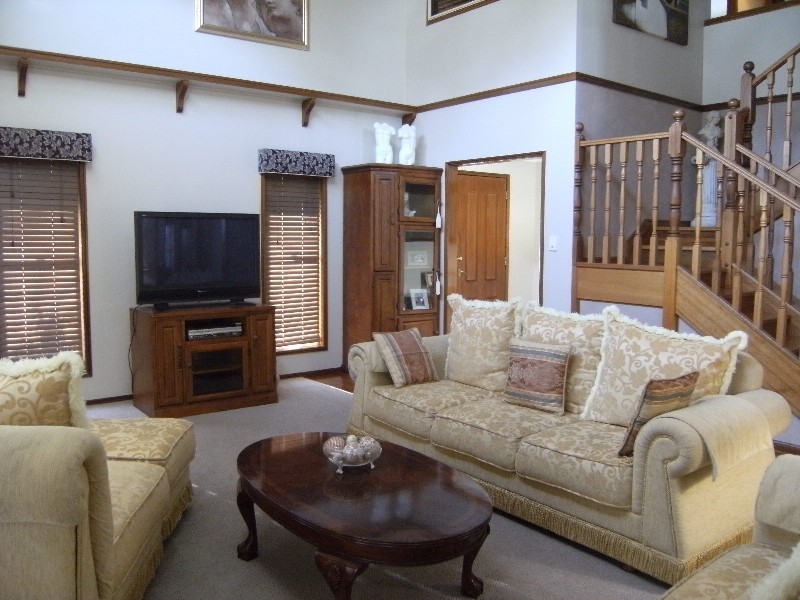 8 Dau Road, Highfields QLD 4352