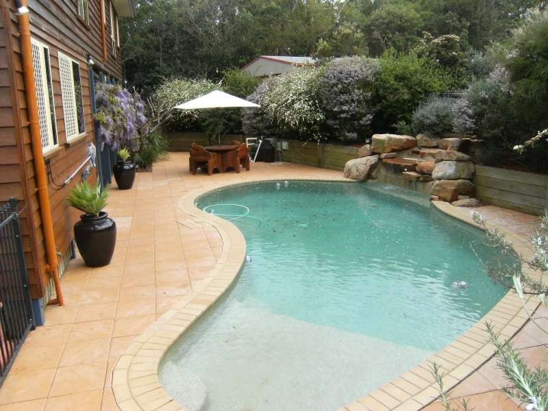 8 Dau Road, Highfields QLD 4352