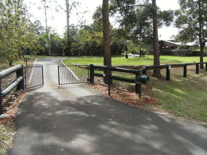 8 Dau Road, Highfields QLD 4352